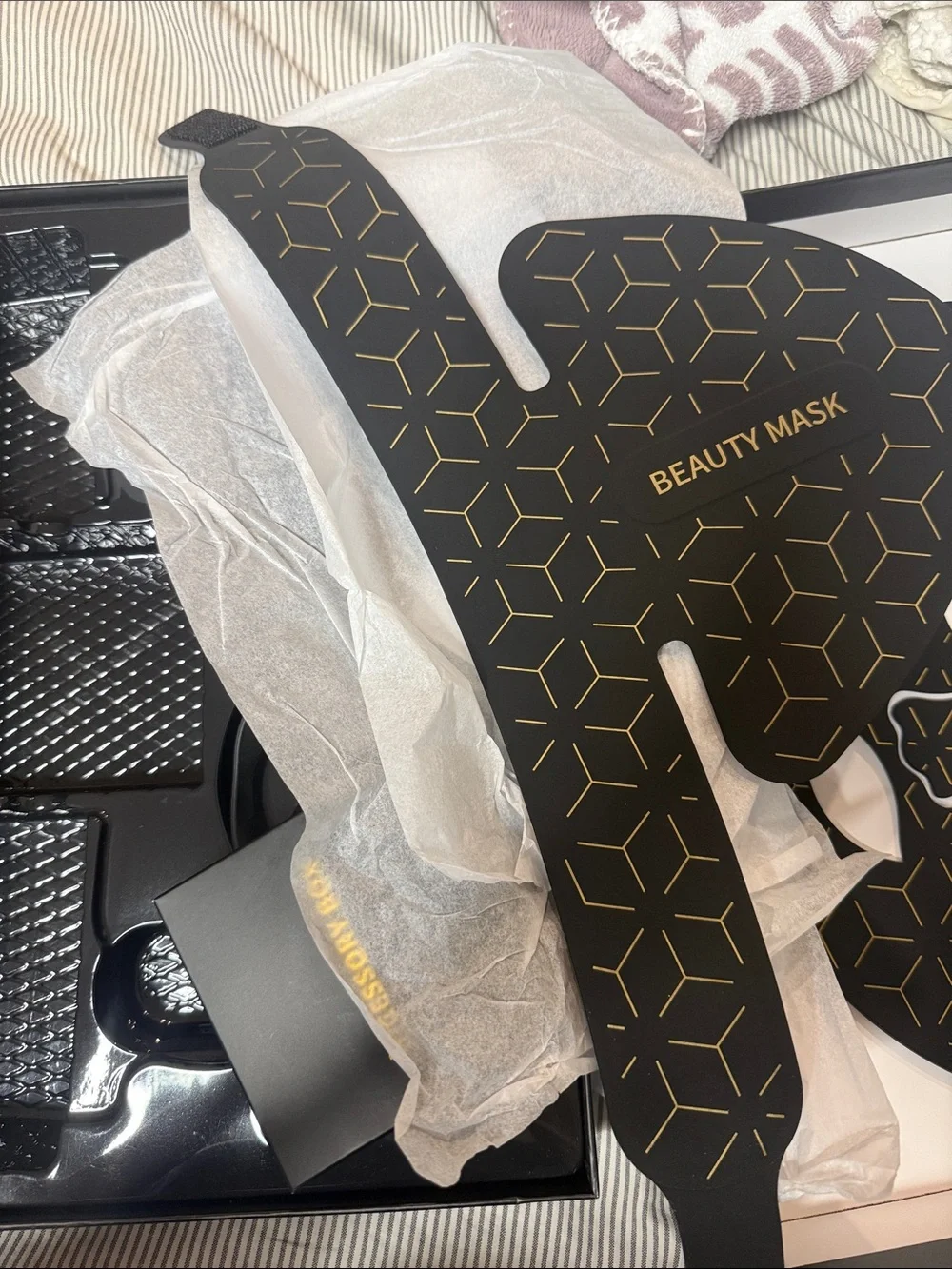 Brand new!!!! Never used!! Beauty Mask Black LED Phototherapy Mask - Unbranded